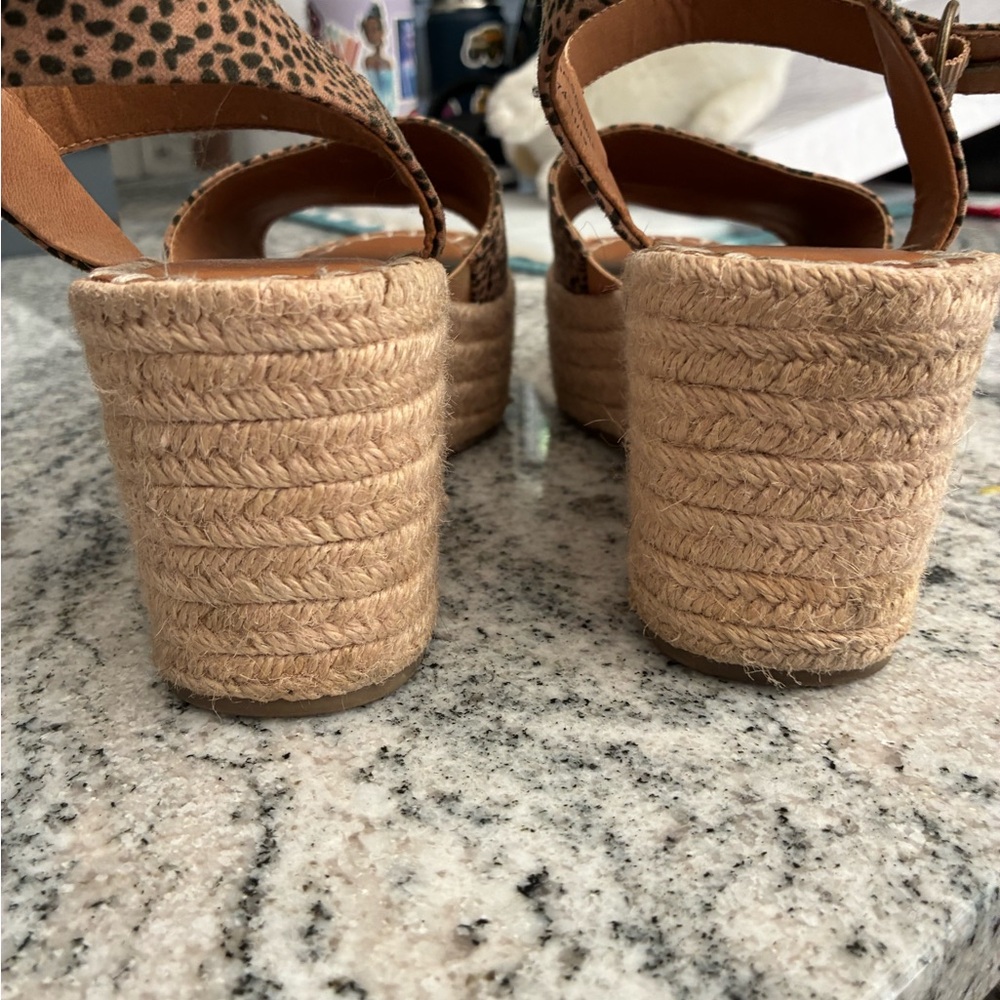 Universal Thread Platform Wedge L 8 - image 7